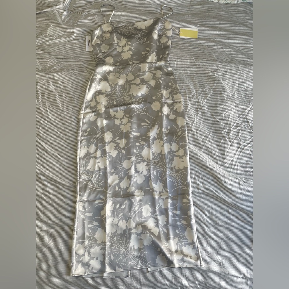 Aritzia Spaghetti Stap Gray Floral Dress